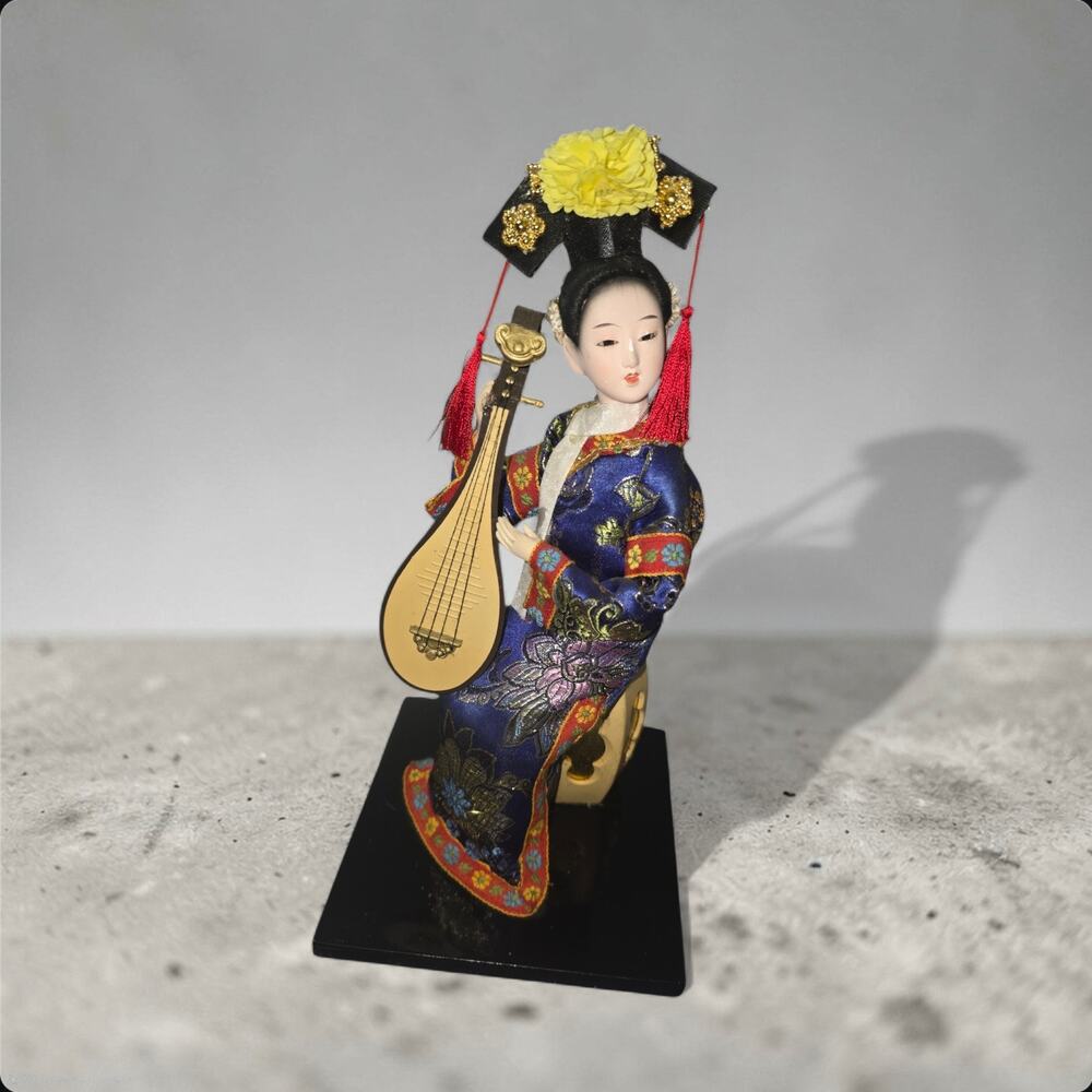 Vintage Pair of Japanese Ningyo Dolls: Geisha Musician & Samurai Warrior